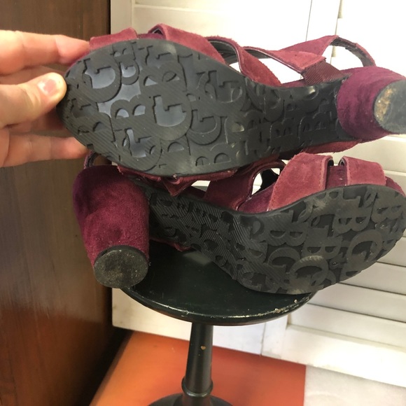 Gianni Bini Raspberry/Wine platform heels sandals peeptoe Size 6 suede - Picture 10 of 15